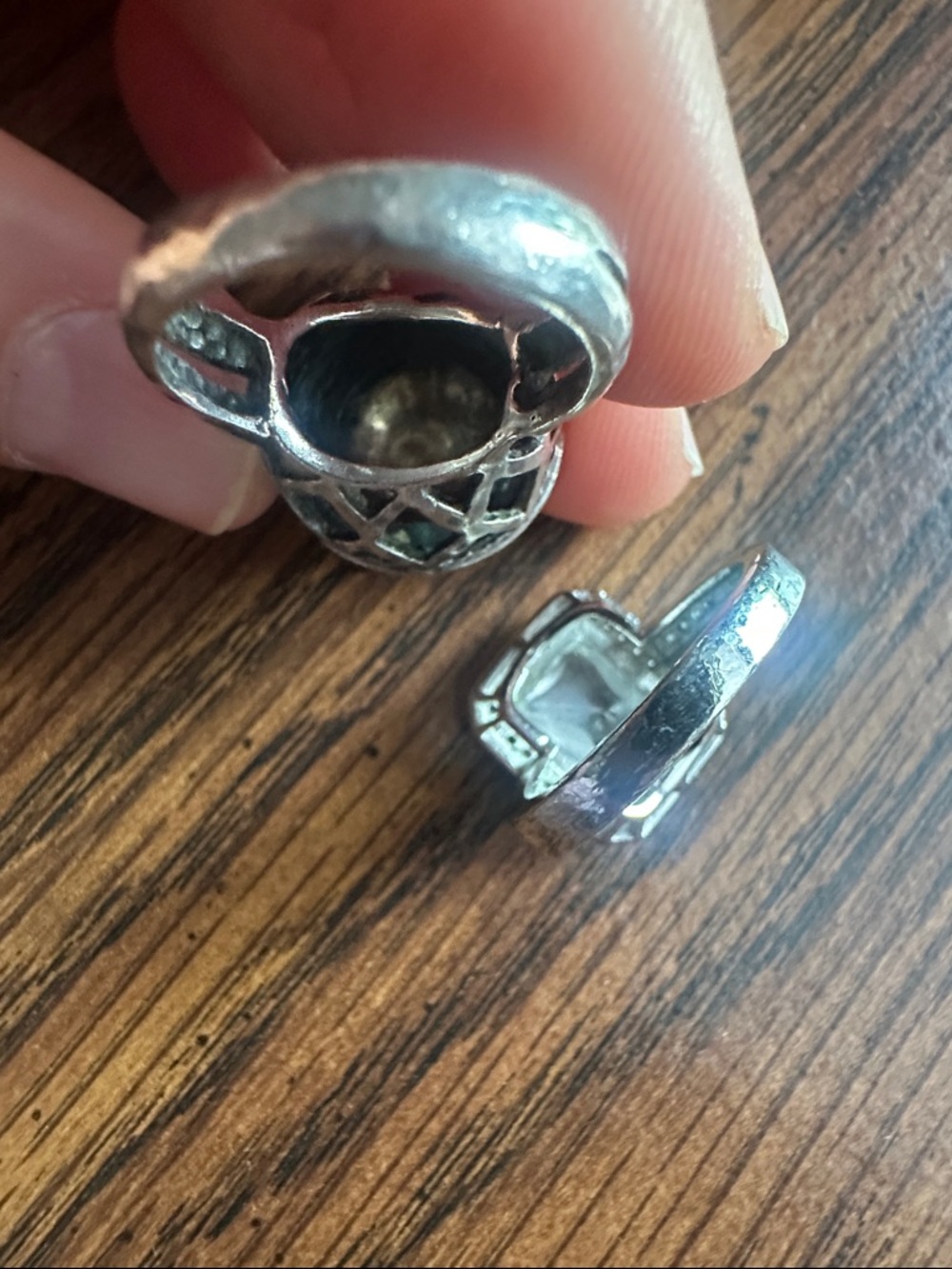 Statement Rings ✨✨✨ - Picture 8 of 16